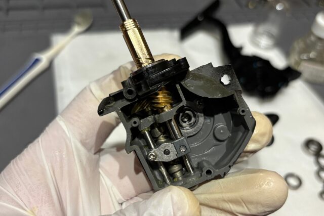 釣具 リール オーバーホール シマノ 17ハイパーフォースC3000DXXGSR 組み上げ