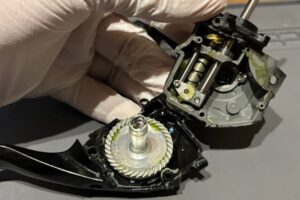 釣具　リール　オーバーホール　シマノ　17ハイパーフォースC3000DXXGSR　ボディ内部